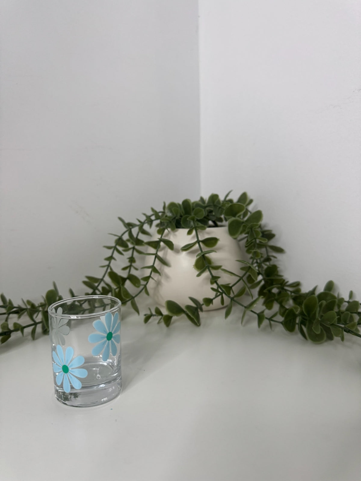 Blue flowers shot glass