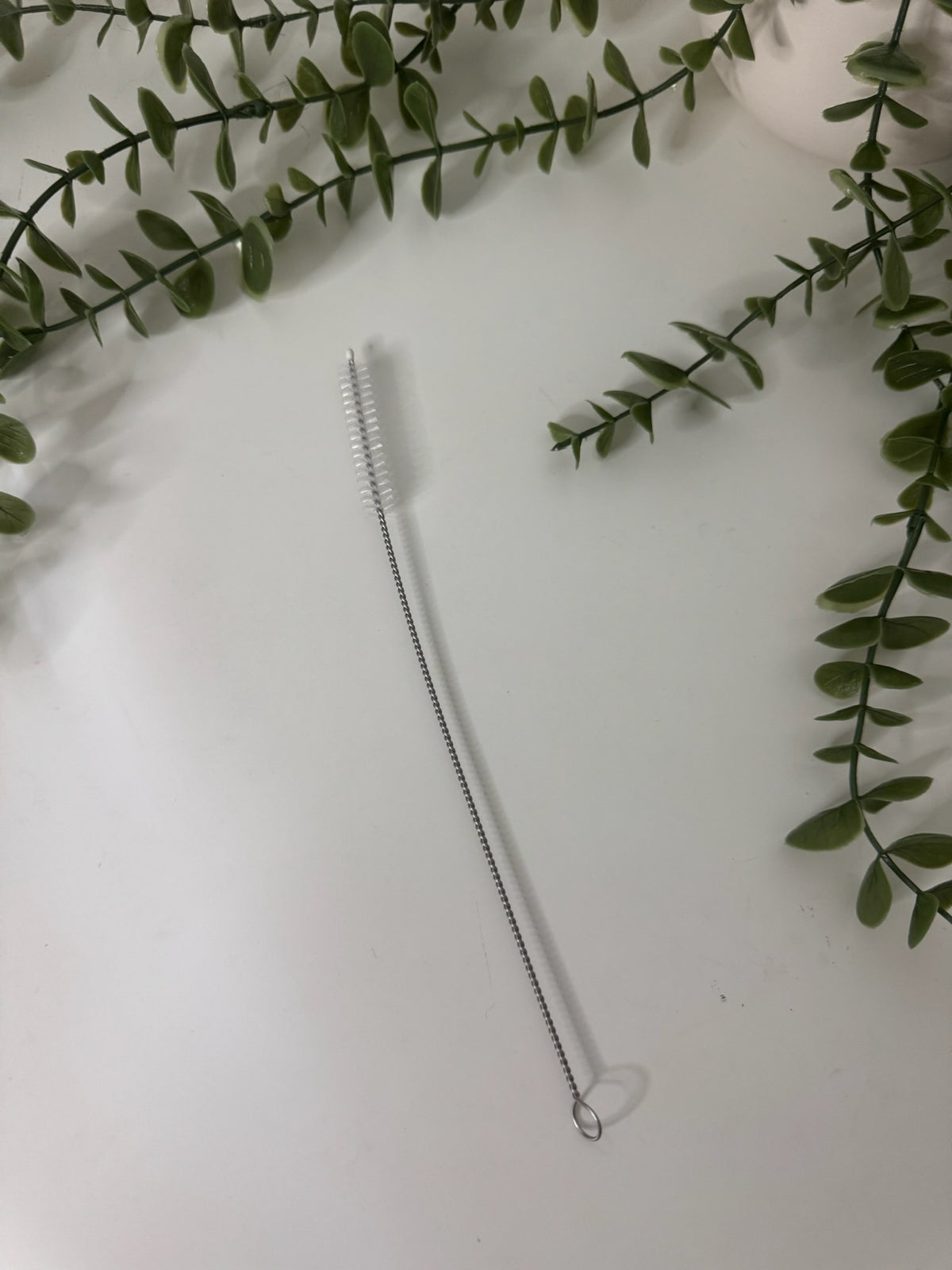Straw cleaner