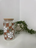 Smiling flowers beer can glass