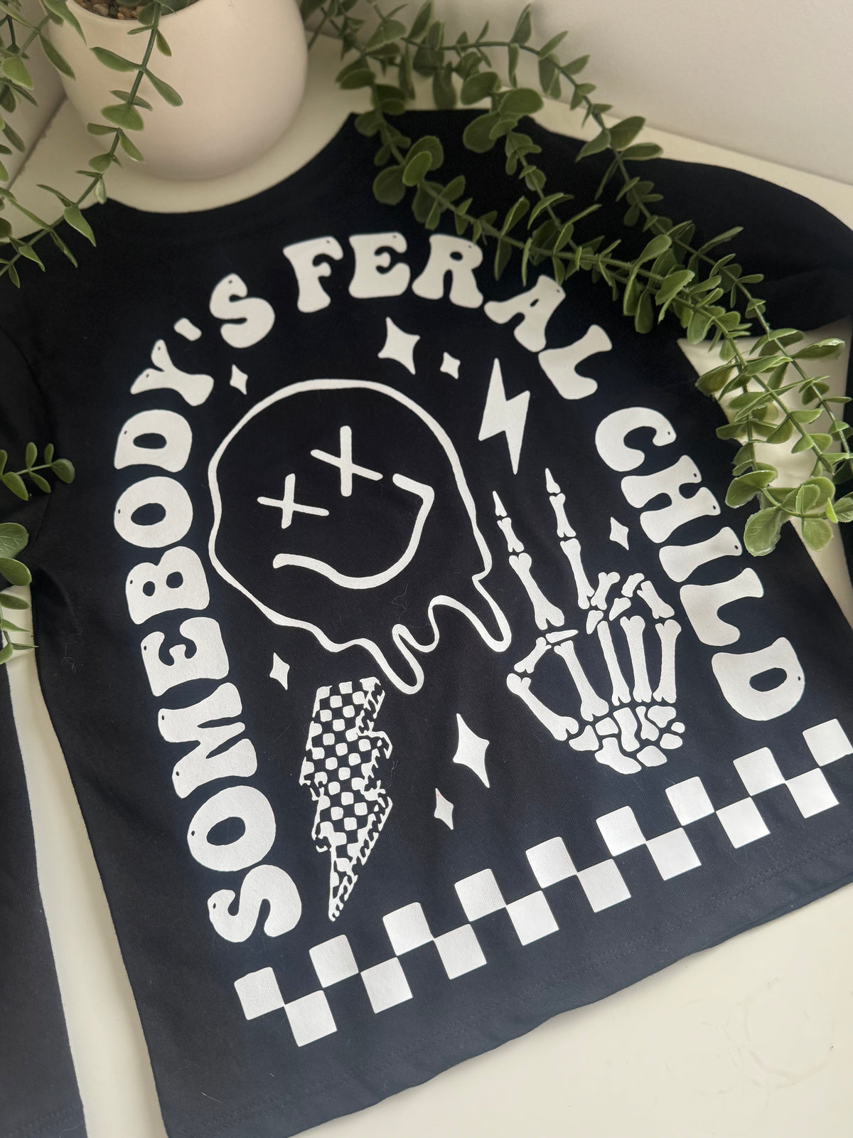 Feral child size 5