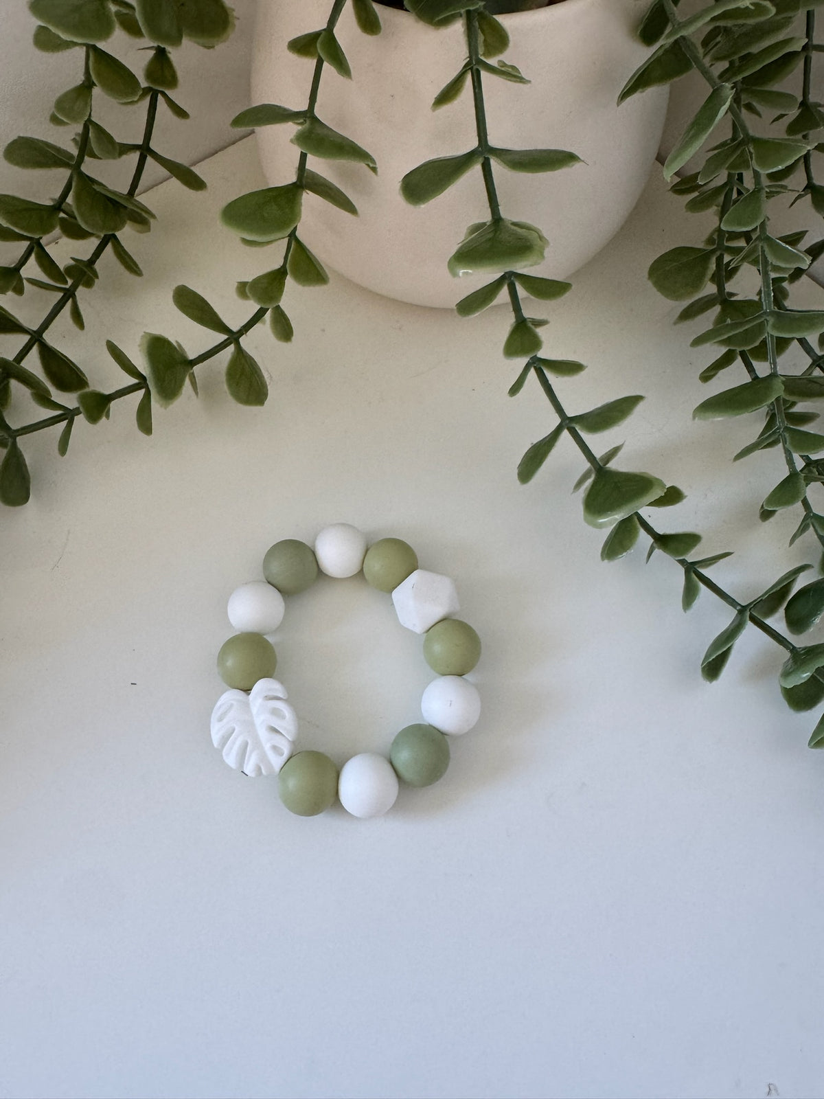 Sage leaf teether