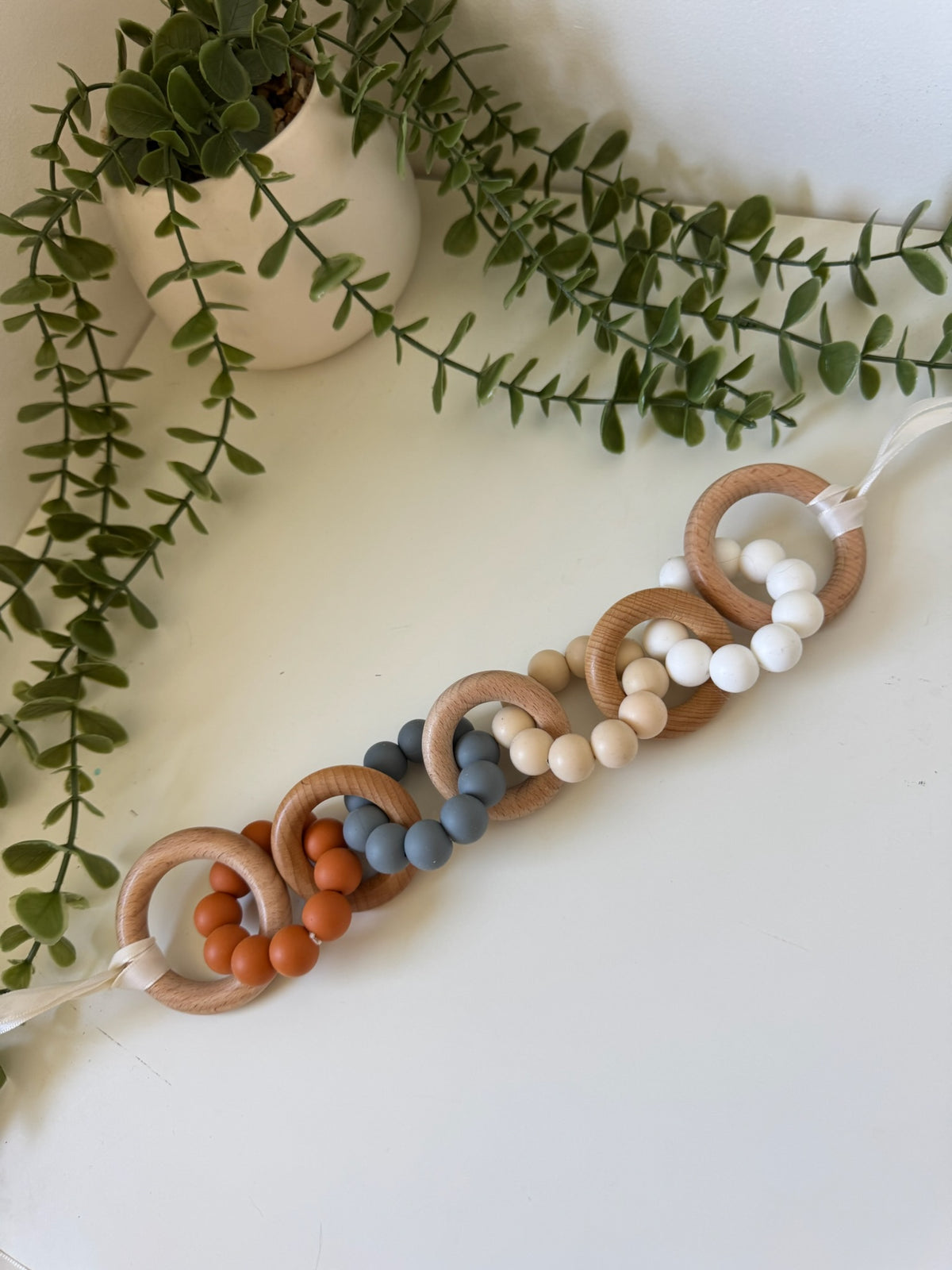 Earthy pram garland