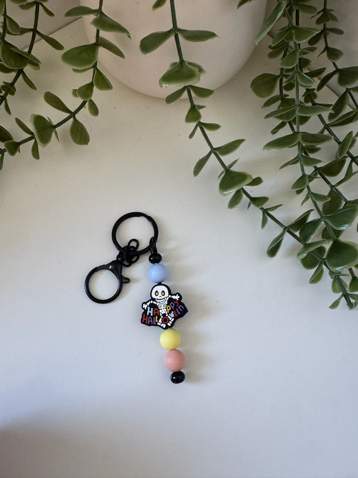 Skeleton metal keychain