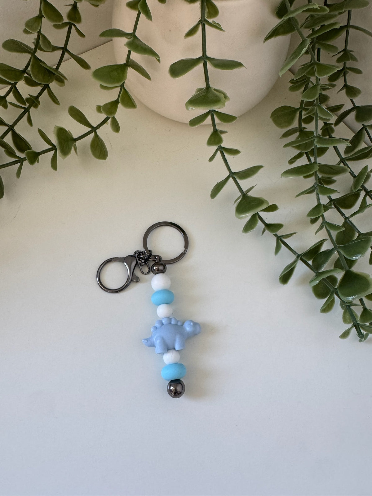 Dinosaur metal keychain