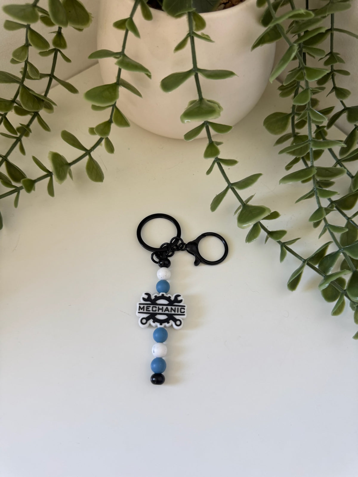 Mechanic metal keychain