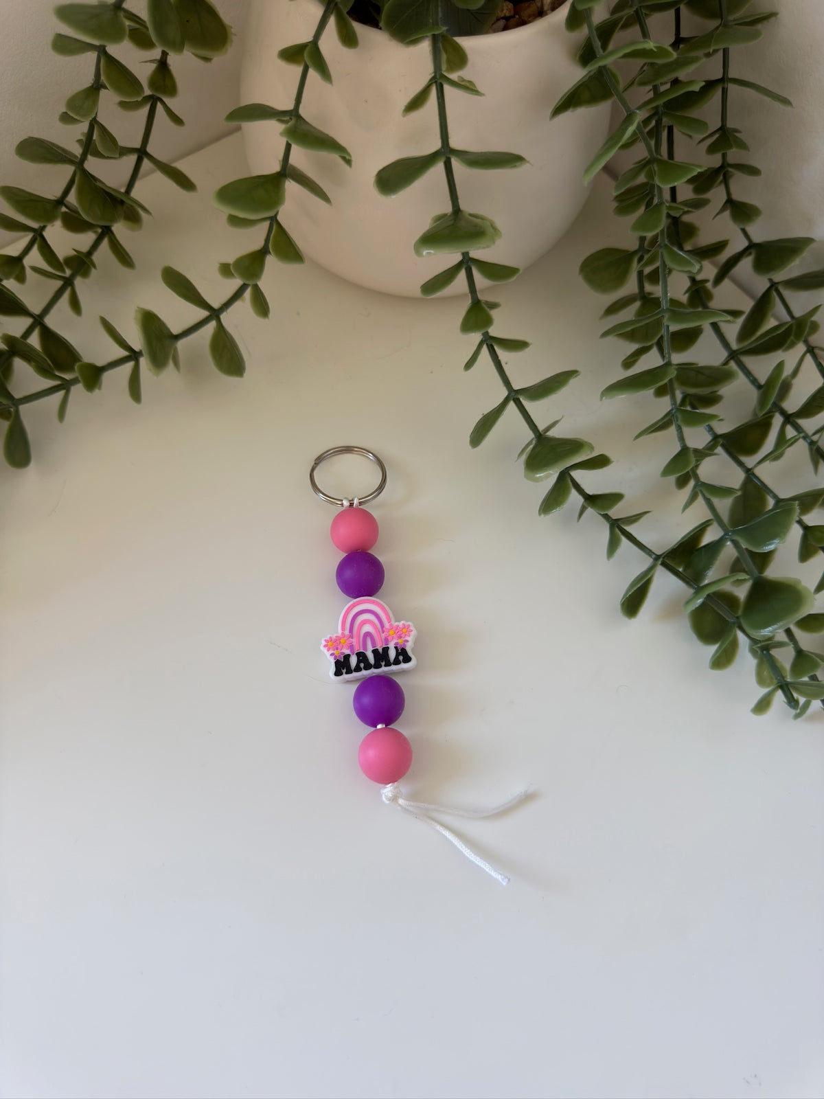Mama string keychain