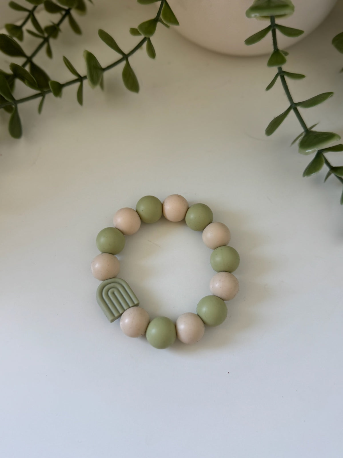 Sage arch teething ring