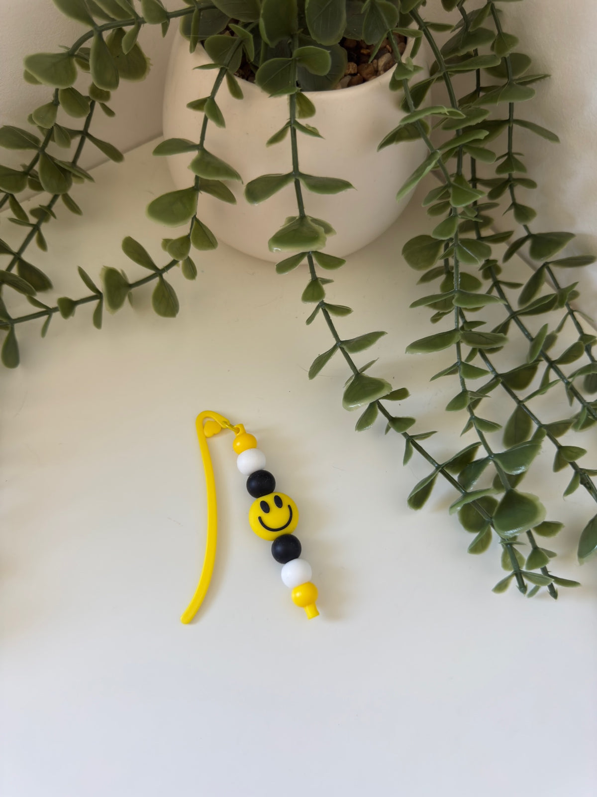 Smiley silicone beaded bookmark