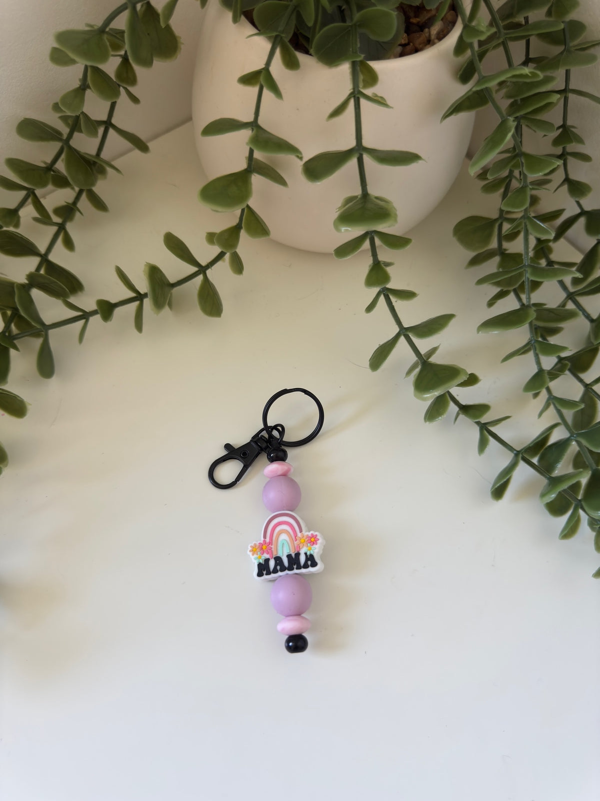 Mama metal keychain