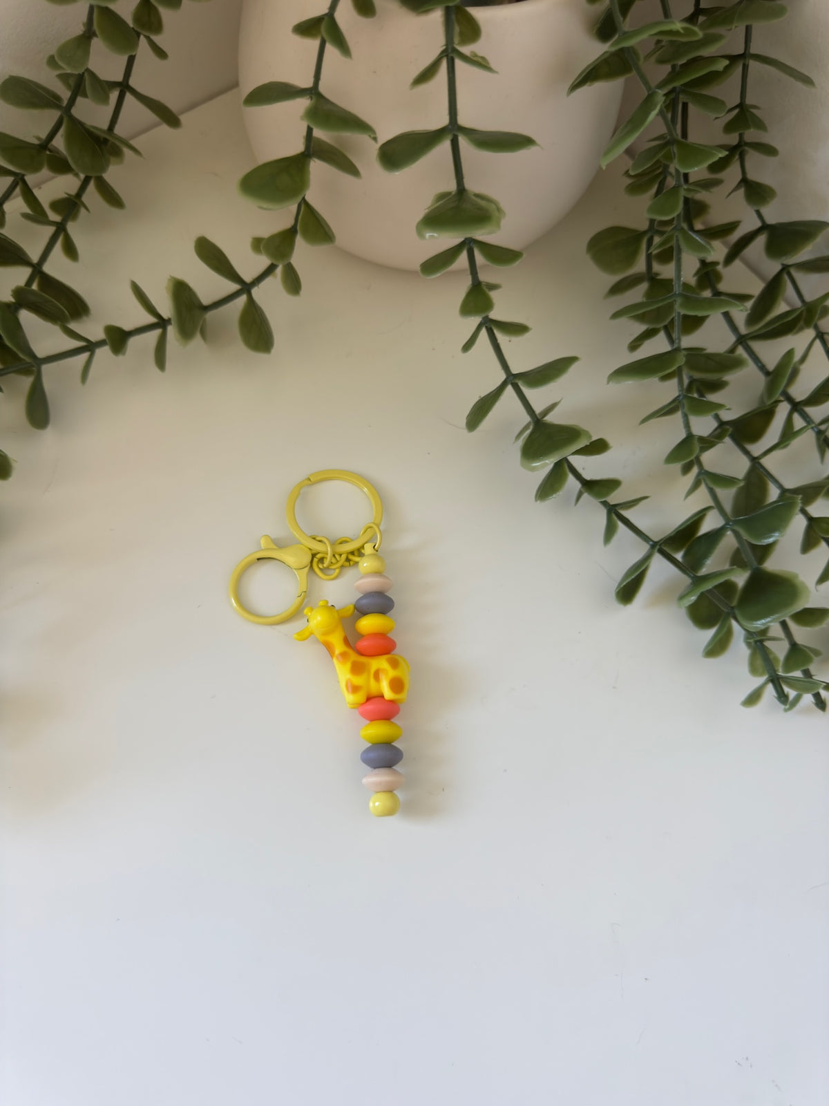 Giraffe metal key chain