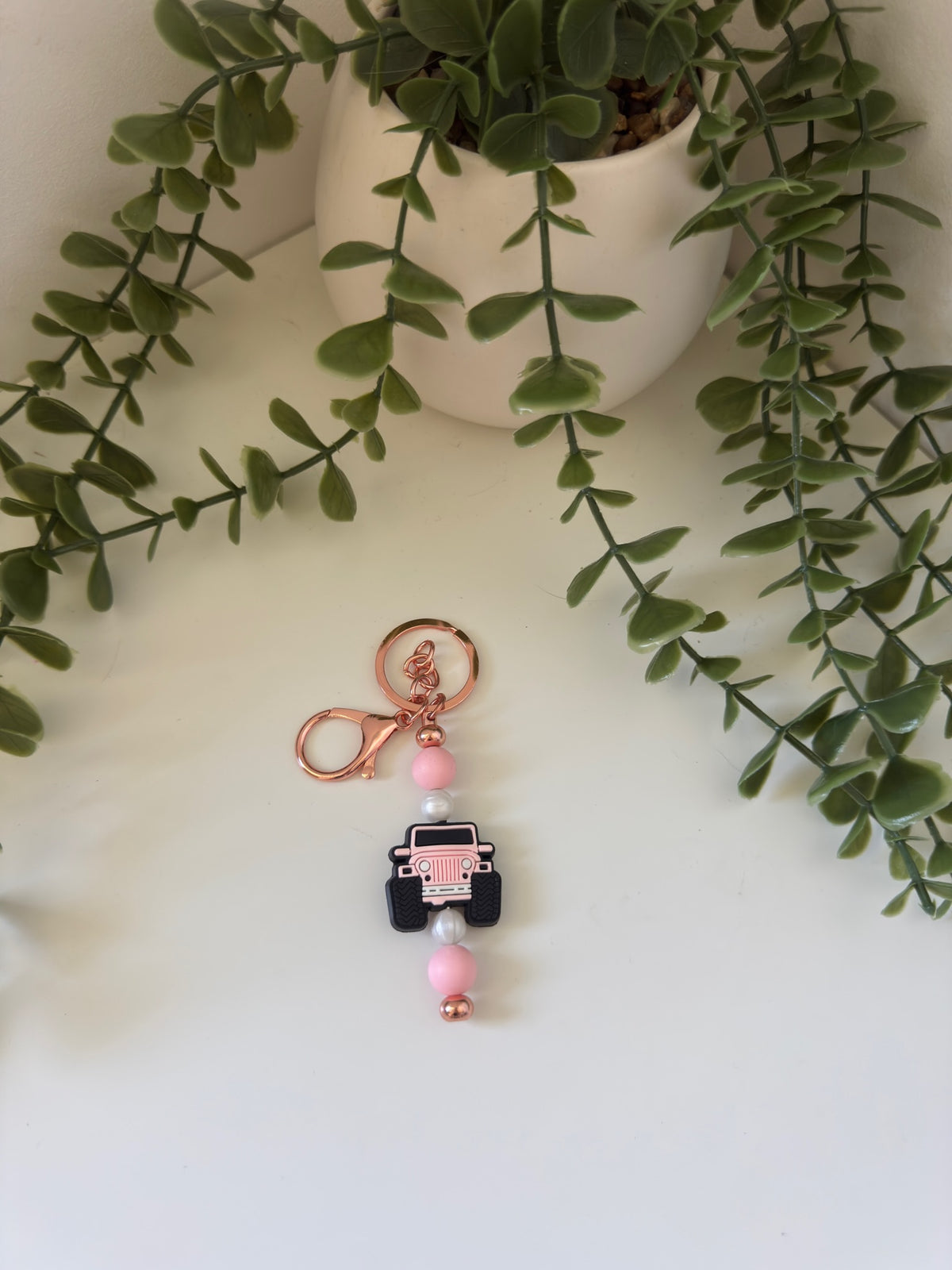 Pink car metal keychain