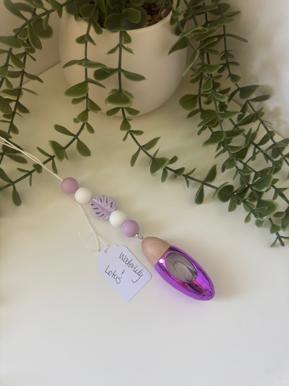 Purple leaf car diffuser